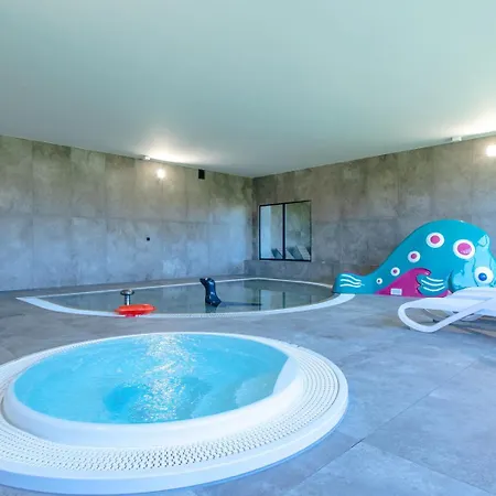 Luna By Major Domus Club