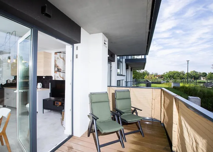 Luna By Major Domus Club *